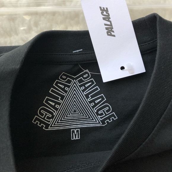 Palace Small Portion T-shirt Size Medium in Black Color - Picture 8 of 10